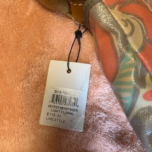 Fossil keeper light floral messenger bag